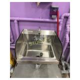 Vevor S/S Hand Sink w/ Splash Guards - 17"