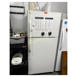 GE Upright Fridge / Freezer