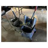 2 Mops, Buckets & Wringers