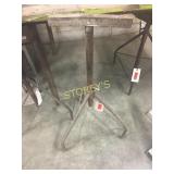 Adjustable Stock Stand