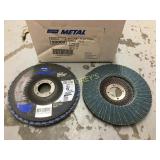 Box of Norton 5 x 7/8 Flap Discs - ~10/box