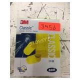 Box of 3M Classic Ear Plugs - 30 pairs/box