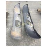 Pair of Bumpers