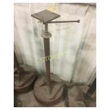 Adjustable Stock Stand - ~40" high