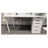 DESK W/ 5 DRAWERS  SMALL