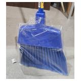 Maxiclean large angle broom