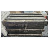 Vintage Wood Trunk w/ Plaque "New Alsop Flour