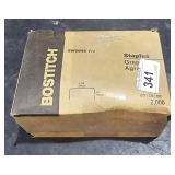 Box Bostitch staples    2,000