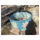 Round painted water tub