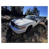 2000 FORD CROWN VICTORIA 4 DOOR