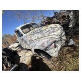 Vintage truck for parts only. No title. #72  As is