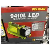 Pelican rechargeable, LED lantern, 9410L