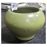 415 Floraline USA pottery  vase