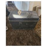 Vintage opening case with content