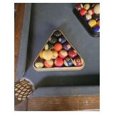 Set of billiard/pool balls