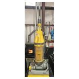 Dysonj root cyclone vacuum cleaner