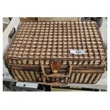 Picnic basket