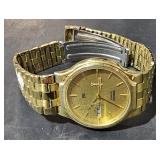 Seiko Quartz  Gold Toned Watch   Cracked Crystal