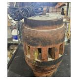 Antique wooden wagon wheel hub table lamp