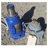 2 bottle jacks