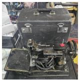 Vintage Singer Featherweight Sewing Machine   No