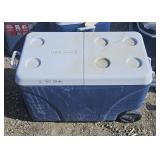Rubbermaid cooler 75 qt.
