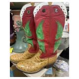 Mens Custom Boots  around Siz 10.  Not marked