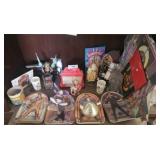 Whole shelf of trinkets and Elvis and jukebox them