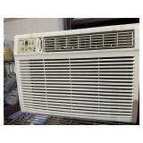 ProSource large room, air conditioner woprks good