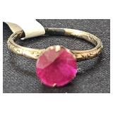 10 Kt Gold Ring, Ruby Gem Stone 1.9 TW, SZ6