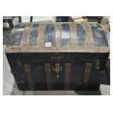 Antique Camel Back Trunk w/ Tray, Crochet Blanket