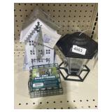 Assortment birdfeeders
