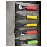 5 Ice Scrappers