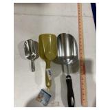 3 misc Multi purpose scoops