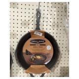 Grill zone cast-iron grill pan