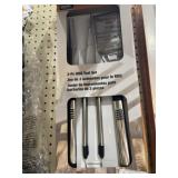 Three-piece barbecue tool set