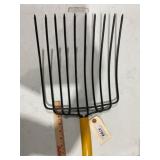 Bedding fork