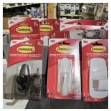 Damage free wall hooks