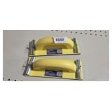 2 plastic hand sander