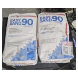 2 LOTS 1 BAG  EASY SAND 90