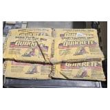 2 lots 3 bags Quikrete sanding/topping mix