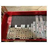 Hinge straps