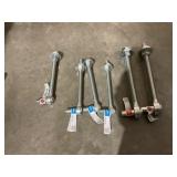 Bolt hooks