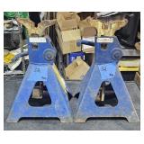 2 Heavy Duty Jack Stands