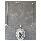 Snow Flake Pendant Necklace w/ Chain 18"