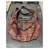 ??Simply Vera Wang...w/ Snake Skin Pattern