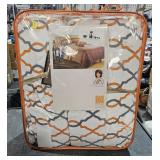 Coverlet & Shams Full/Queen