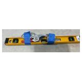 Hedge/limb clipper, tape measure, level  #22