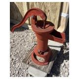 Hand pump