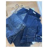 Assortment of menï¿½s jeans size 42 x 32